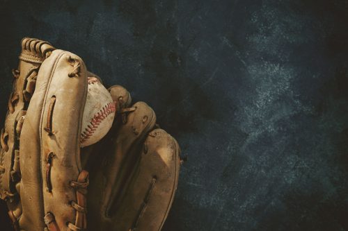 Read more about the article How To Clean The Inside Of A Baseball Glove? [5 Steps]