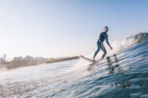 Read more about the article Is Surfing Better At High Tide?