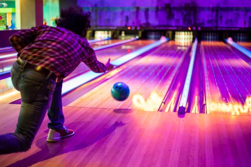 Read more about the article Why Does My Bowling Ball Bounce?