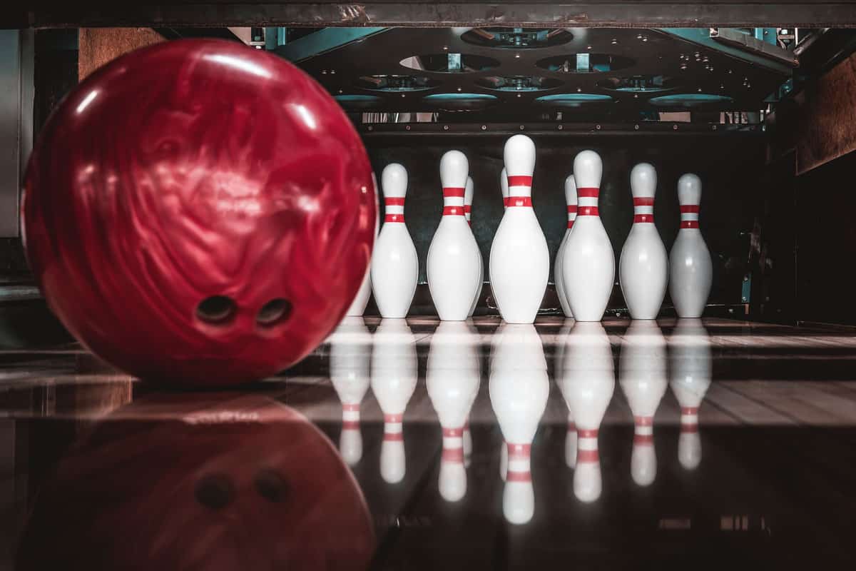 Ready for competition arrangement of a bowling
